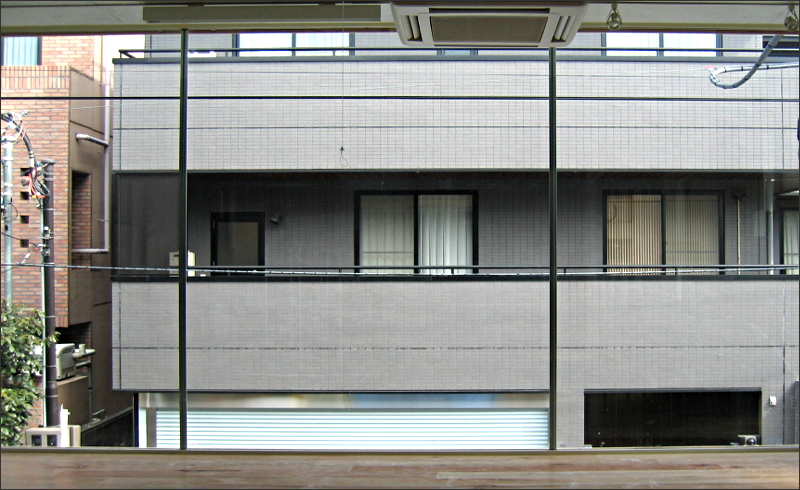 ビジョンコントロールフィルム施工前画像正面
